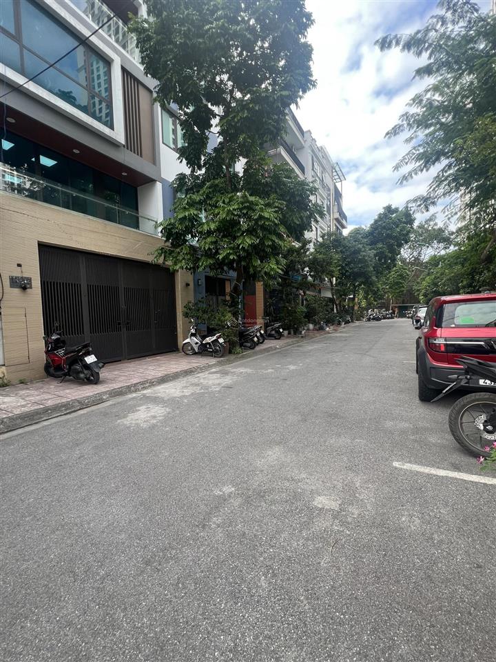 Ngay royal city  45.5 tỷ  92m2  7 tầng  mt 6m  thang máy  kd  vp