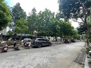 Trịnh văn bô  17.5 tỷ  75m  mt 5.6m  phân lô  vỉa hè  ô tô tránh  gần trường  sát công viên