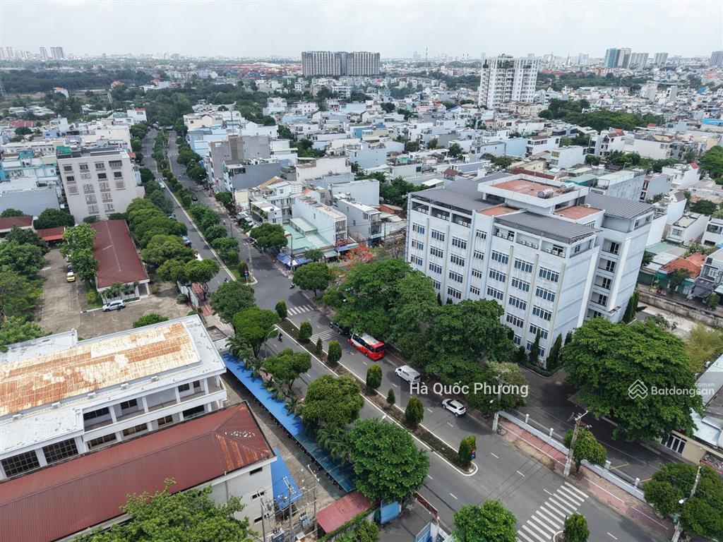 (9.5 tỷ) bán nhanh căn nhà cấp 4 mới đẹp cạnh công viên dọn vào ở ngay, diện tích đất 5*22=110m2