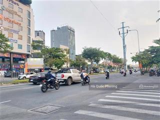 (64tỷ) hầm+5 tầng vị trí kim cương mặt tiền đường trần não, hđ thuê 100tr/th, dt 6m*16m=95m2 thổ cư