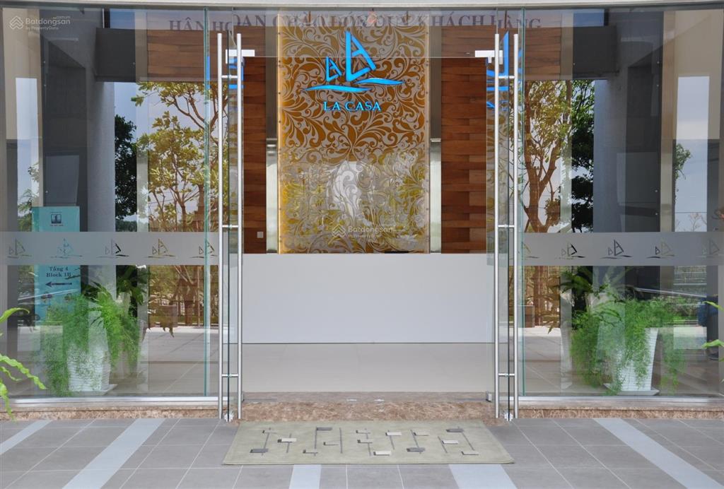 Bán shophouse tại chung cư lacasa vạn phát hưng với quy mô 3 tầng, đang cho thuê dài hạn