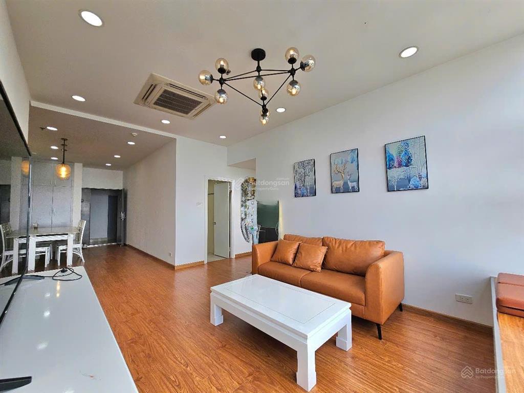Căn hộ 2pn diện tích rộng tại khu lacasa vạn phát hưng giá tốt, full nội thất, tầng cao view hồ bơi