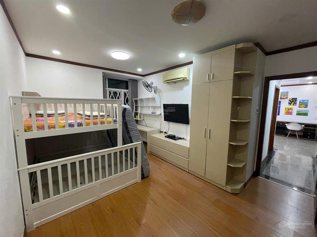 Căn hộ 2pn chung cư hoàng anh gold house nhà bè bán giá tốt, có hợp đồng thuê, full nội thất.