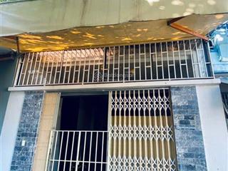 Chủ cần bán nhà 3 tầng 5 phòng khép kín có dòng tiền cho thêu 18tr/tháng.