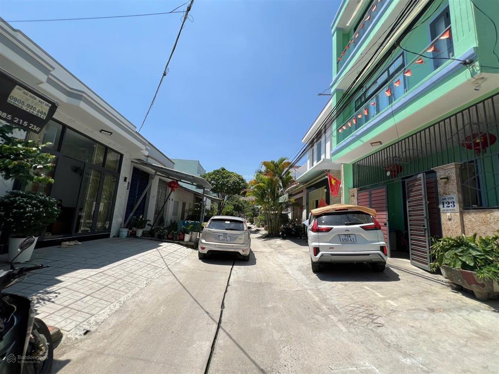 Nhà đẹp gần biển ,giá tốt tại hòn rớ phước đồng  nha trang