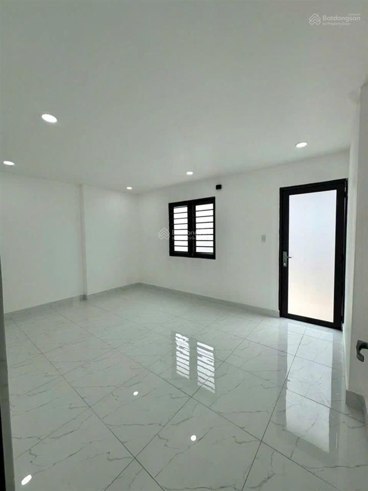Mặt tiền đường ngay nguyễn xuân khoát 4x21m, 4 tầng, giá chỉ 8,7 tỷ tl