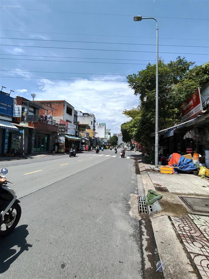 Mặt tiền kinh doanh nguyễn sơn, 4x13m, 3 tầng, giá chỉ 7 tỷ