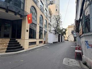 Hiếm  gia đình bán nhà hxh 6 tầng nguyễn văn trỗi, phú nhuận  ngang to 7m. đang sẵn 11 phòng