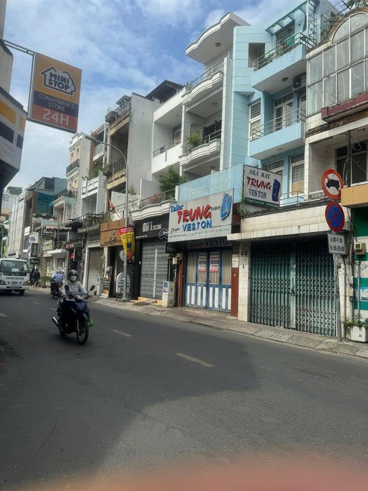 Tổng giảm 1 tỷ  bán nhanh nhà mtkd nguyễn trọng tuyển, phú nhuận  3 tầng. nhà 1 đời chủ