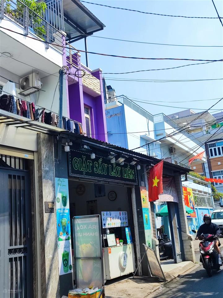 Giảm giá 2 tỷ  bán nhà mtkd cầm bá thước sát phan xích long, phú nhuận  nhà 3 tầng. giá 14.5 tỷ