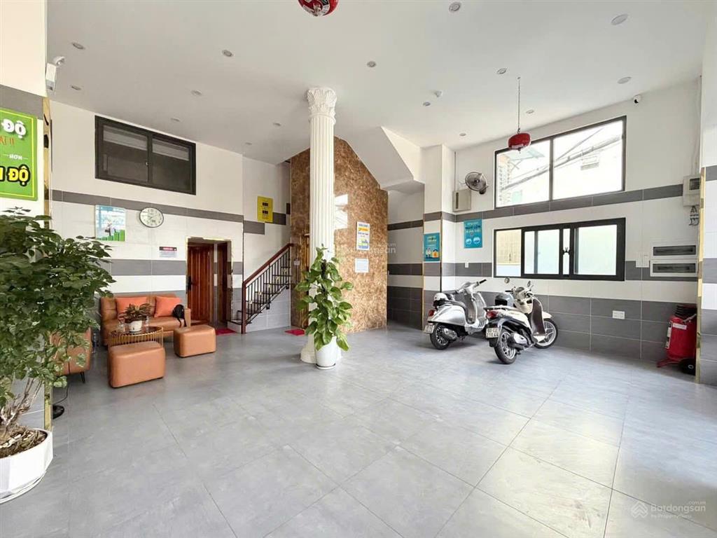 Tài sản giữ tiền  1.2 tỷ/năm  chủ nhà bán tòa chdv 15 phòng hxh lê quang định  nội thất cao cấp