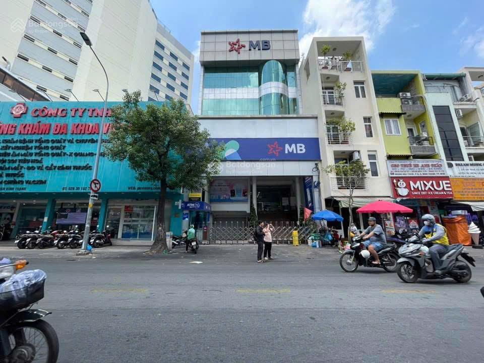 Cần cho thuê tòa nhà mtkd hoàng hoa thám, bình thạnh  ngang 10.5m  hầm 4 tầng