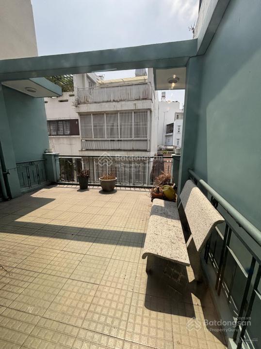 Giảm 1 tỷ  bán nhanh nhà 2 tầng hxh lê văn sỹ, quận 3  phù hợp xây mới  giá chỉ còn 11.8 tỷ