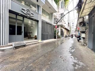 Định cư  bán gấp nhà 3 mặt thoáng hxt phan đình phùng, phú nhuận  3 tầng  cách mt đường