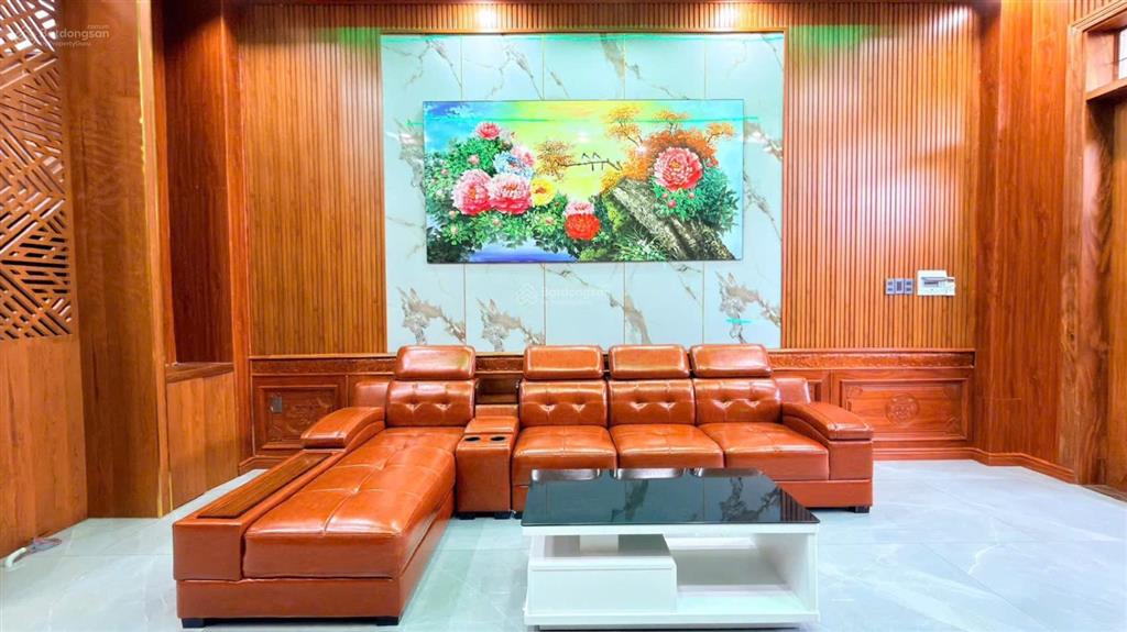 Bán nhà lầu đẹp rộng 100m gần chợ ngã tư chiêu liêu phường tân đông hiệp
