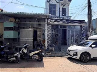 Nhà lầu trệt trong kdc ngộp hạ 500tr bán gấp