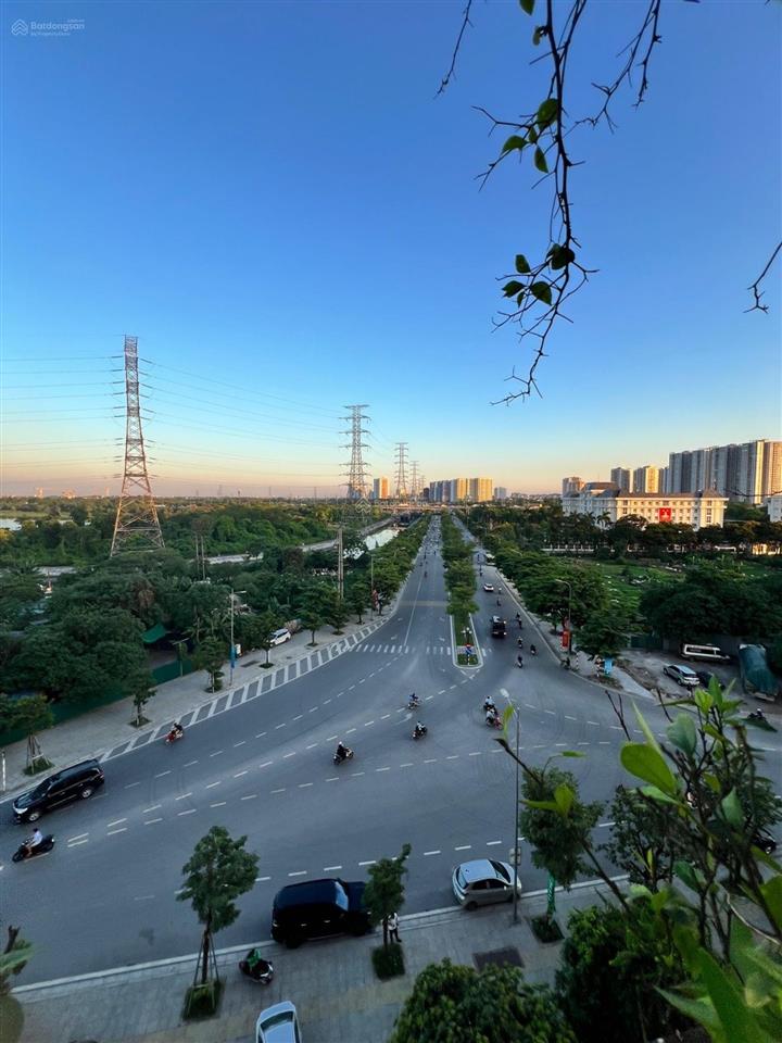 Chính chủ cần nhượng lại căn chung cư lô góc 3 mặt thoáng vị trí đẹp gần quận uỷ hoàng mai