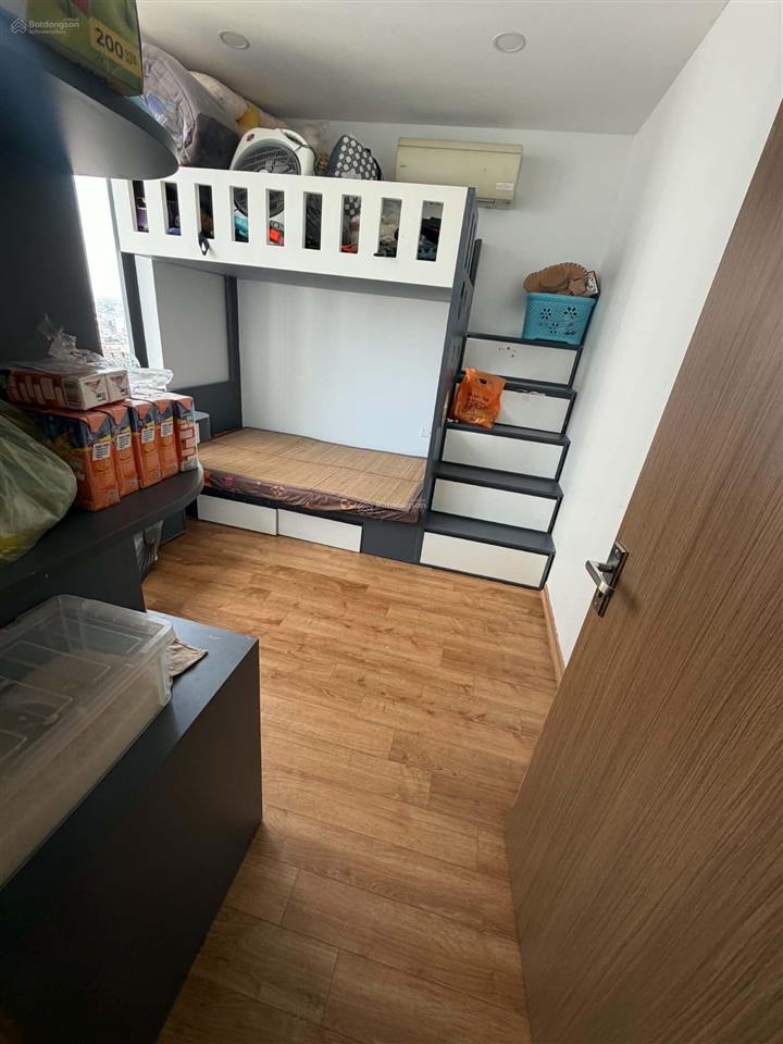 Chính chủ bán căn hộ 70m tòa dv04 rose town 79 ngọc hồi