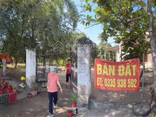 Bán đất mặt tiền quốc lộ 57, gần 2000 m2, gần chợ bến sung