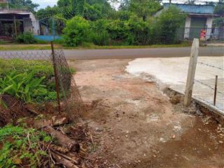 Cho thuê đất dài hạn, có thể mở quán ăn, café... gần chợ, trường, cây xăng, bưu điện, trạm y tế