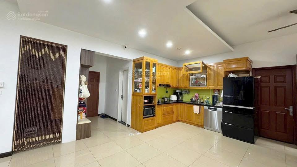 Bán cc 3pn 3wc, 166m2 giá siêu hời tại ct5c văn khê, hà đông, hn