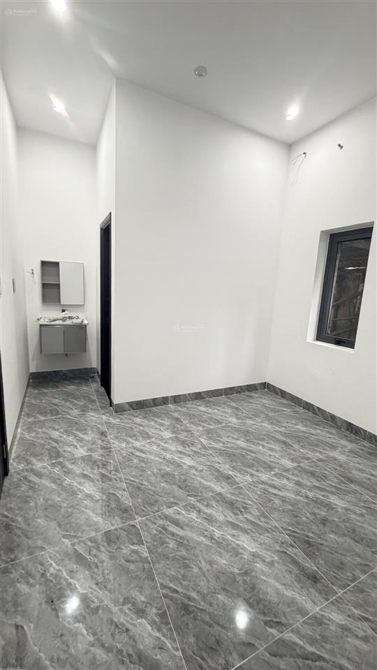 Bán nhà 3 tầng 3 mê kiệt oto 4m tôn đản chỉ 4ty650 tl
