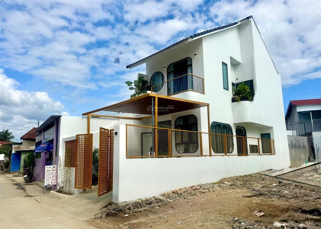 Nhà mới xây tại phía bắc 152,1m đường ô tô 5m mà giá chỉ 2 tỷ 600?