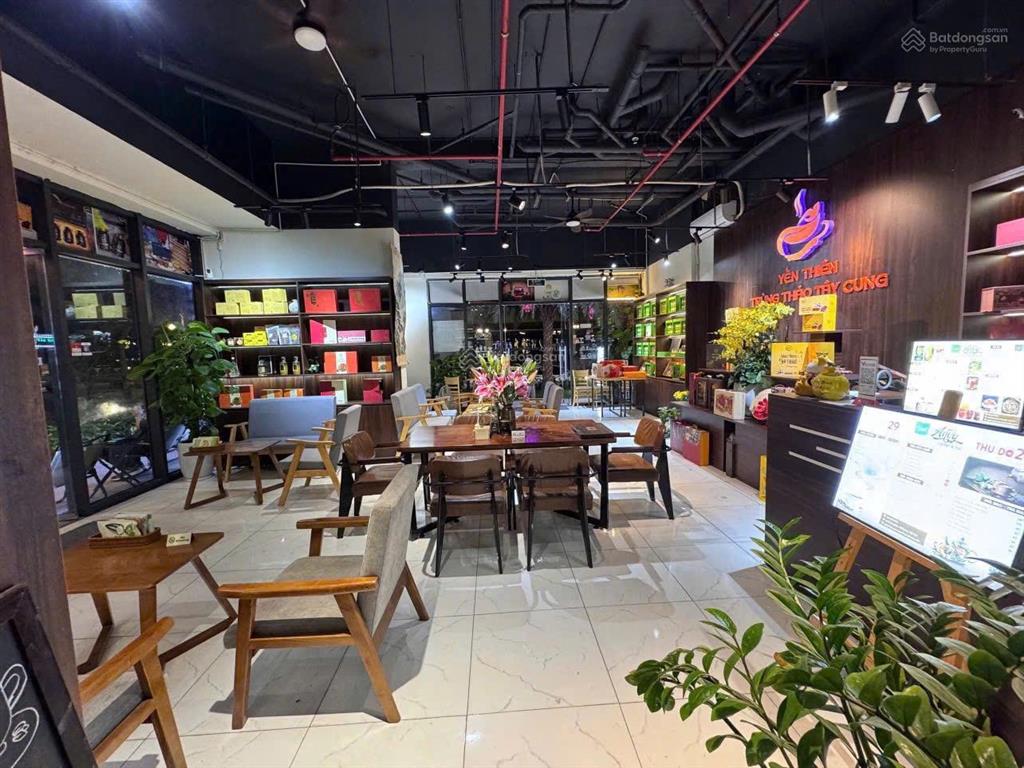 Cho thuê nhà mặt phố nguyễn phong sắc 900m mt 26m tuyến phố dân trí cao kinh doanh mọi mô hình