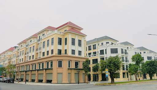 Tôi cần bán gấp căn góc liền kề san hô ocean park 2  dt 104m2x5t, mt 23m giá 14,7 tỷ hoàn thiện 5t