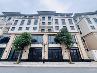 Tôi cần bán shophouse 52m2 hoàn thiện 5 tầng ngay chung cư masterise vin 3