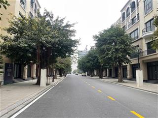Chính chủ cần bán cọ xanh 63m2 ngay vinshool 8.8 ty k thương lượng ht 5 tầng mặt ngoài