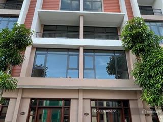 Cắt 600 triệu 56m2 vin 3 giá sốc 7,4 tỷ rẻ nhất dự án