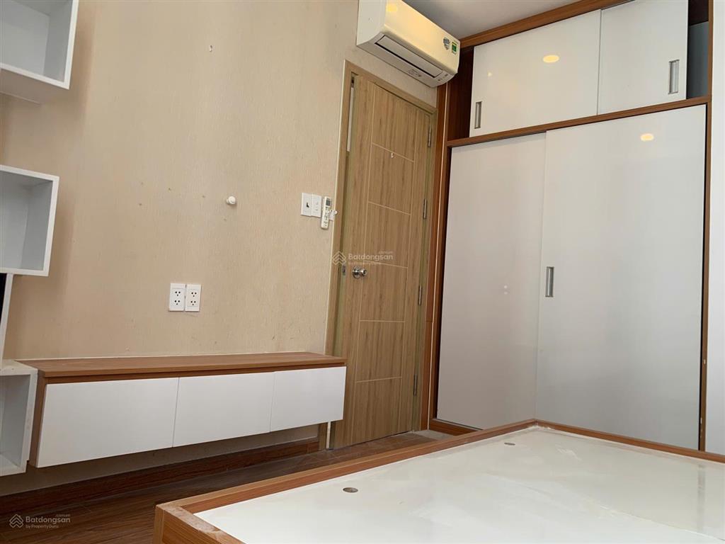 3pn 2wc góc cho thuê có nội thất cơ bản giá 9tr/tháng ở liền dream home quận 8