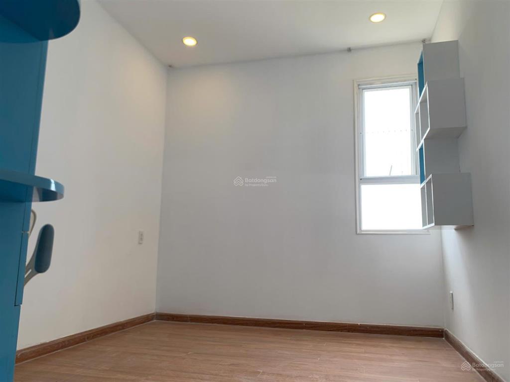 Cho thuê 3pn 2wc có nội thất cơ bản giá 9tr/tháng ở liền được tại dream home quận 8