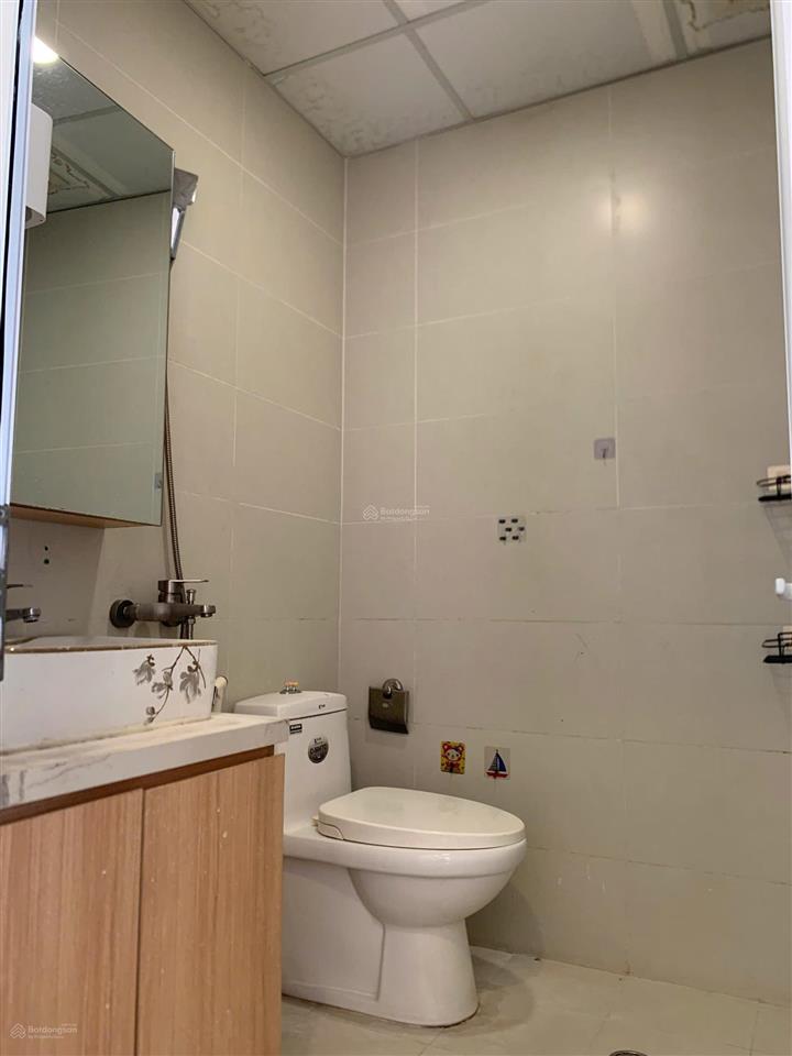Cho thuê 3pn 2wc có nội thất cơ bản giá 9tr/tháng ở liền được tại dream home quận 8