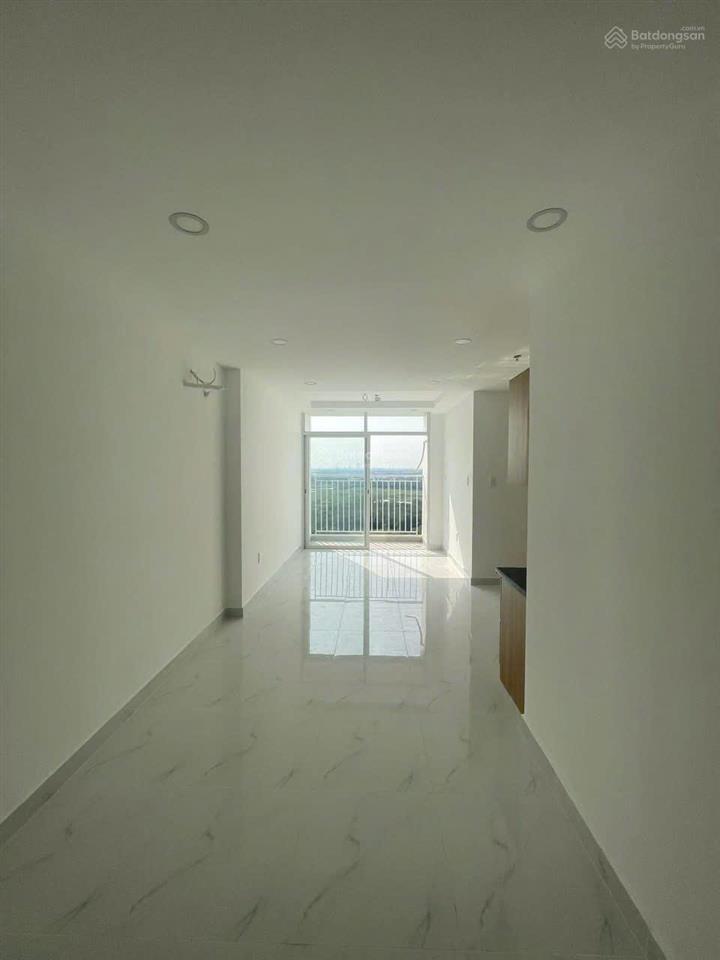 Cần tiền bán gấp căn 60m2 2pn 2wc view sông tầng trung giá 3,45 tỷ (tặng 2 máy lạnh) c/c terra mia