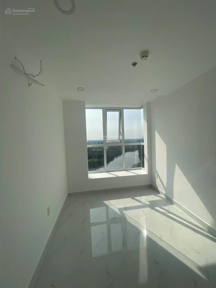 Bán gấp căn hộ 60m2 2pn2wc c/c terra mia giá 3,3 tỷ view sông nhà sạch sẽ, thiện chí tl thêm