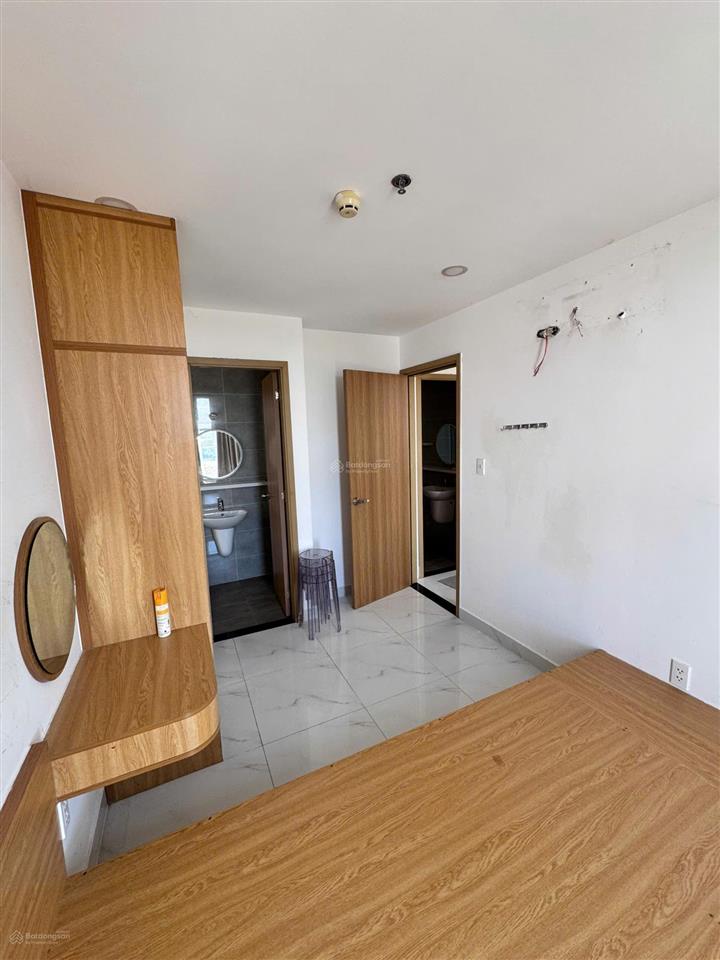 Hot bán nhanh căn 60m2 2pn 2wc view sông giá 3,1 tỷ tặng full nội thất,  0899 478 *** tư vấn