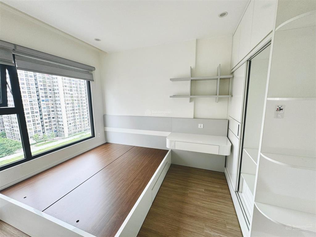 Chính chủ bán căn 1n + full nt 47m2, chỉ 2,8 tỷ tại vinhomes ocean park gia lâm
