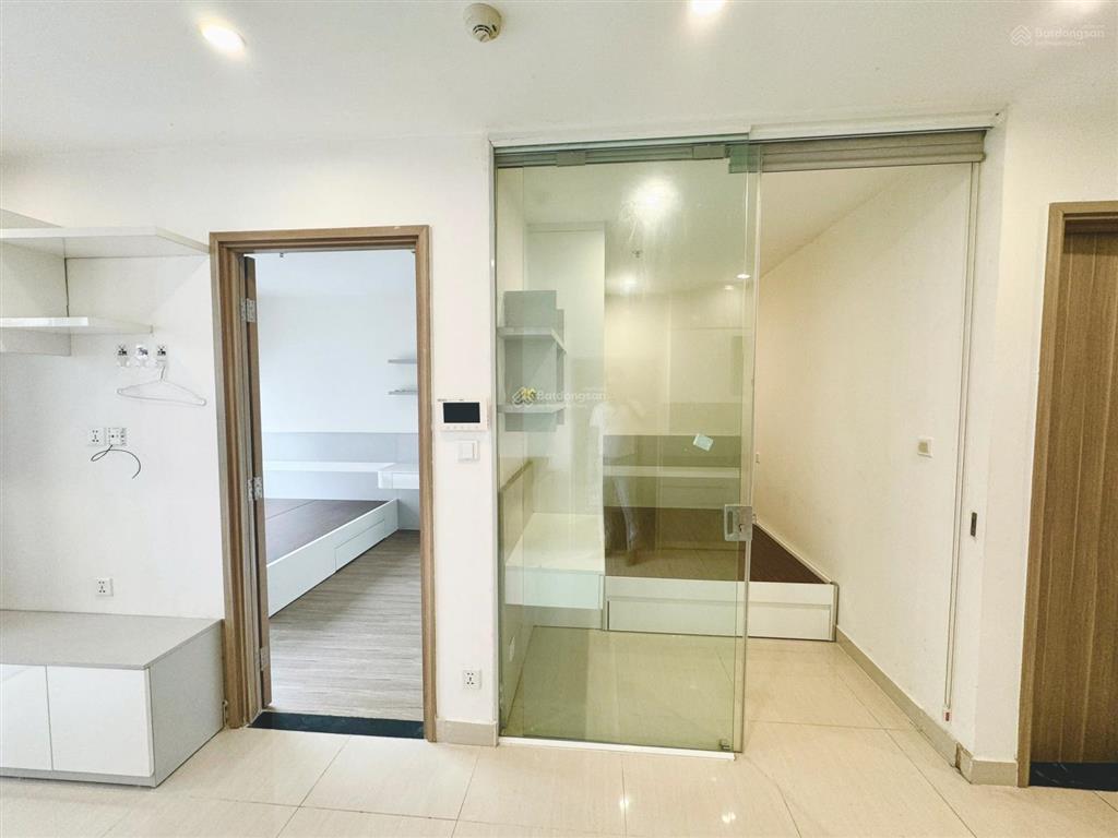 Chính chủ bán căn 1n + full nt 47m2, chỉ 2,8 tỷ tại vinhomes ocean park gia lâm