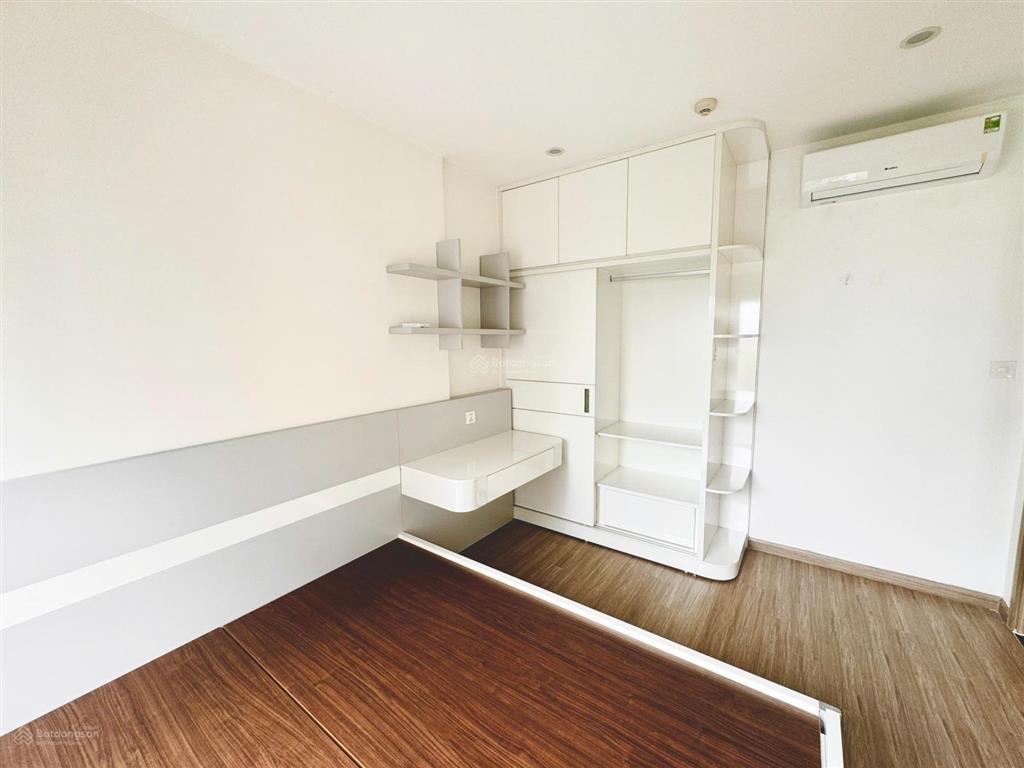 Chính chủ bán căn 1n + full nt 47m2, chỉ 2,8 tỷ tại vinhomes ocean park gia lâm