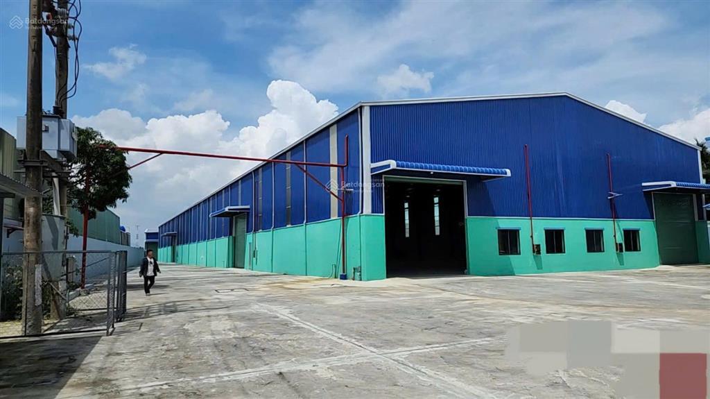 Cho thuê 5500m2 kho xưởng mới xây đường phan văn hớn