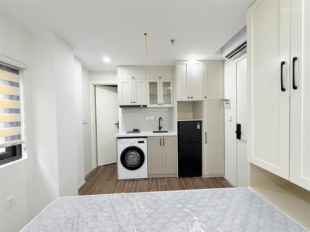 Minh khai 60m2 6 tầng 15 tỷ hai bà trưng