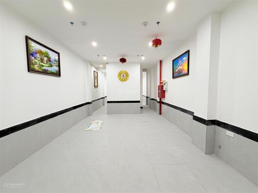 Chính chủ bán nhà 242 đường láng 55m 7 tầng thang máy 15 tỷ