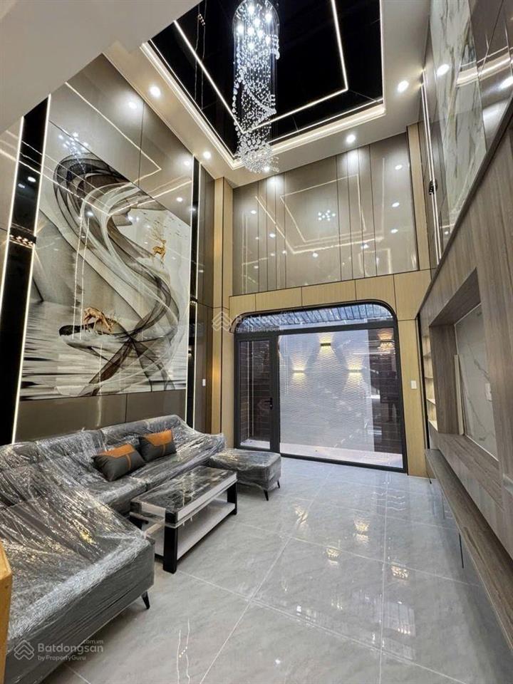 Siêu phẩm nhà đẹp 5 tầng 68 m2, hẻm 8m khu trung tâm lê văn quới, chỉ nhỉnh 8 tỷ