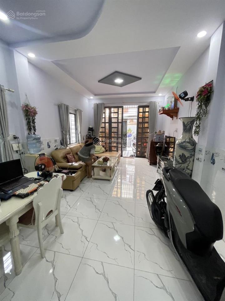 Nhà 2 tầng 49 m2 hẻm xe hơi bình tân chỉ nhỉnh 2 tỷ