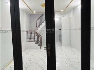 K mua là tiếc  nhà đẹp 2 tầng 28 m2  bình trị đông  chỉ nhỉnh 2 tỷ