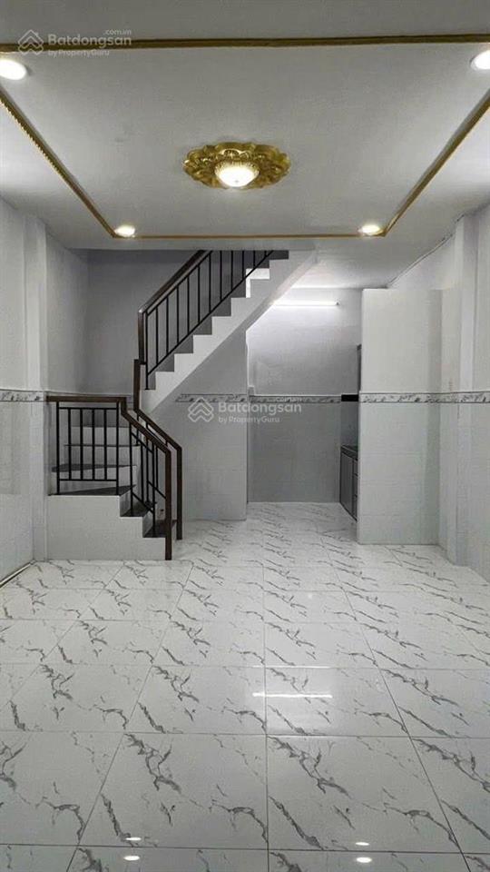 K mua là tiếc  nhà đẹp 2 tầng 28 m2  bình trị đông  chỉ nhỉnh 2 tỷ