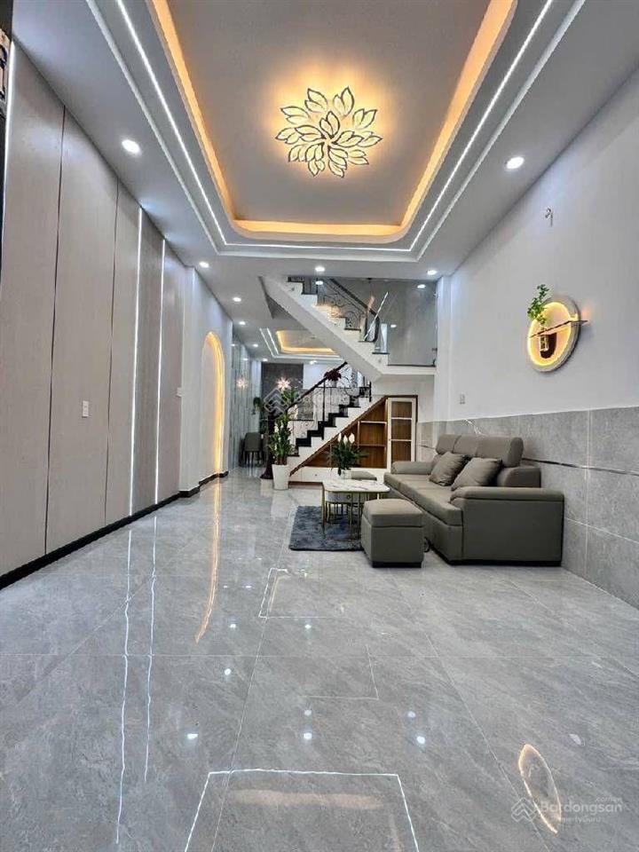 Nhà mới đẹp hết ý  4 tầng 52 m2  sát mặt tiền hương lộ 2  chỉ nhỉnh nhẹ 6 tỷ