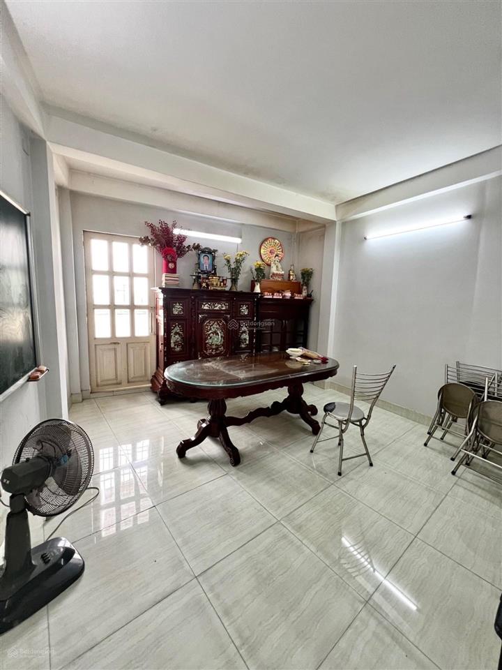 Nhà đẹp 4 tầng hậu giang 78 m2  xe hơi đỗ cửa  chỉ 7,1 tỷ